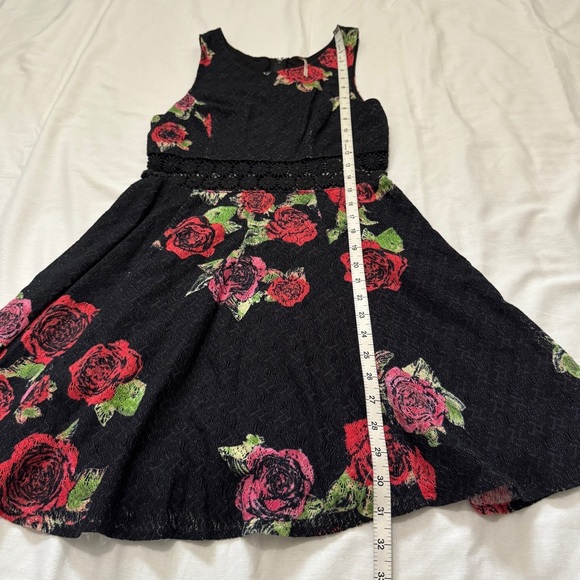 Free People 2 Black Floral Fit & Flare Mini Dress ~ Y2K 90’s Dark Romantic Fairy - Picture 7 of 9